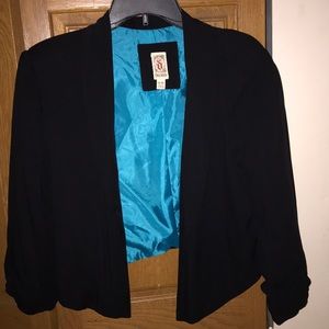 Decree short waisted blazer